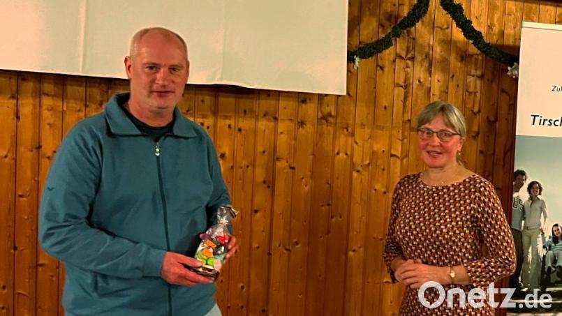 Thomas Döhler (links) vom VdK informierte auf Einladung der Frauen-Union Wiesau. Rechts FU-Vorsitzende Rita Korb. Bild: Christoph Korb/exb