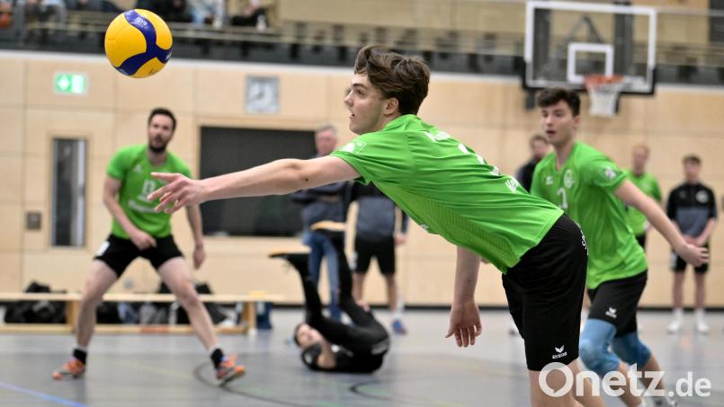 Johannes Helm feierte bei der 2:3-Niederlage des VC DJK Amberg in Oelsnitz ein gelungenes Comeback. Archivbild: Hubert Ziegler
