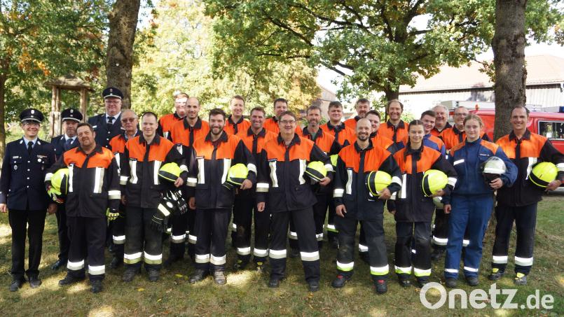 22 Brandschützer der Feuerwehr Pleußen absolvierten erfolgreich das Leistungsabzeichen Wasser. Bild: jr