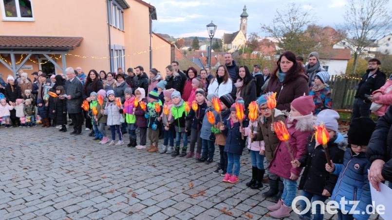 Der evangelische Kindergarten in Floß feiert den Martinstag. Bild: le