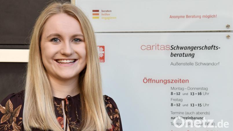 Milena Hack ist die neue Leiterin der Caritas Schwangerschaftsberatung in Schwandorf. Bild: Hans-Christian Wagner/exb