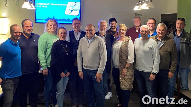 Das neue Vorstandsteam des HC Weiden. Bild: Jannis Prelle/exb