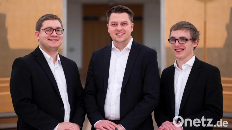 Die Kandidaten, die zu Diakonen geweiht werden (von links): Matthias Merkl, Marvin Schwedler, Michael Steinhilber. Bild: Marvin Schwedler/exb
