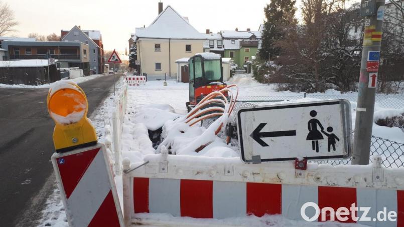 Der Glasfaserausbau in der Stadt Waldsassen ist inzwischen in der Pause. Dass bisher nicht alles nach Plan lief, war jetzt auch Thema im Stadtrat. Bild: pz