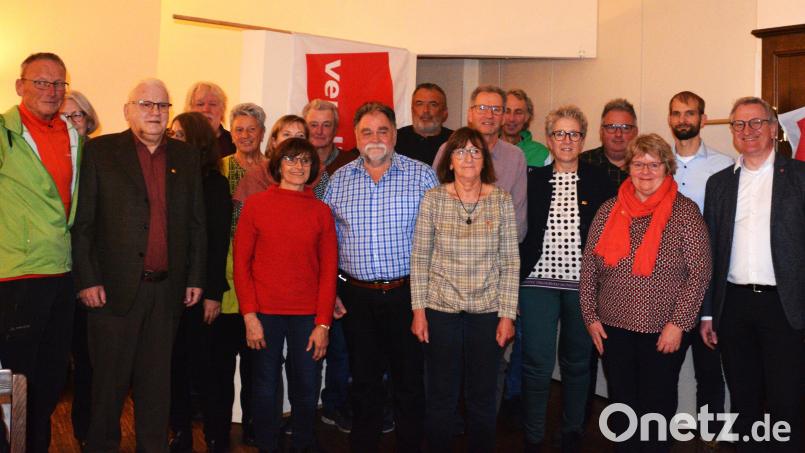 Bei der Versammlung des Ortsvereins Amberg ehrte Verdi treue Mitglieder. Bild: Dieter Weiß/exb