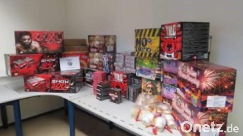 Immer wieder stellt die Grenzpolizei verbotene Feuerwerkskörper sicher. Symbolbild: PI Waldsassen/exb