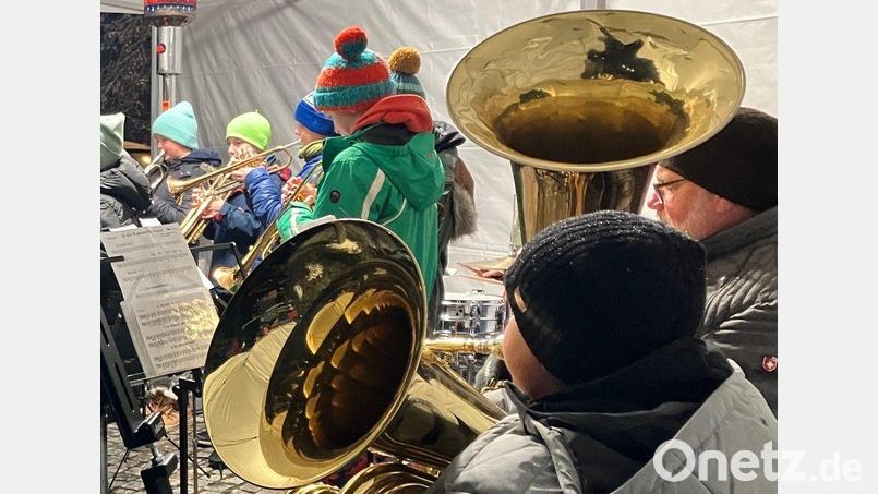 Viel Musik gibt es bei der Open-Air-Adventsfeier des Musikvereins Freudenberg zu hören. Bild: Wolfgang Lehnert/exb