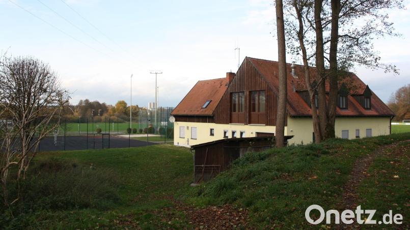 Die Modernisierung der Sportanlagen in Trabitz wird aus Mitteln der bayerischen Sportstättenförderung bezuschusst. Im Januar wird dem Gemeinderat ein Entwurf präsentiert. Archivbild: bjp