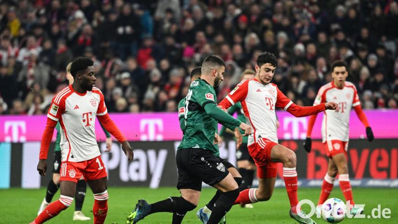 Aleksandar Pavlovic (Zweiter von rechts) gab gegen Stuttgart sein Startelf-Debüt und überzeugte vollends. Der 19-Jährige kam vor 12 Jahren zu den Bayern. Bild: Sven Hoppe/dpa