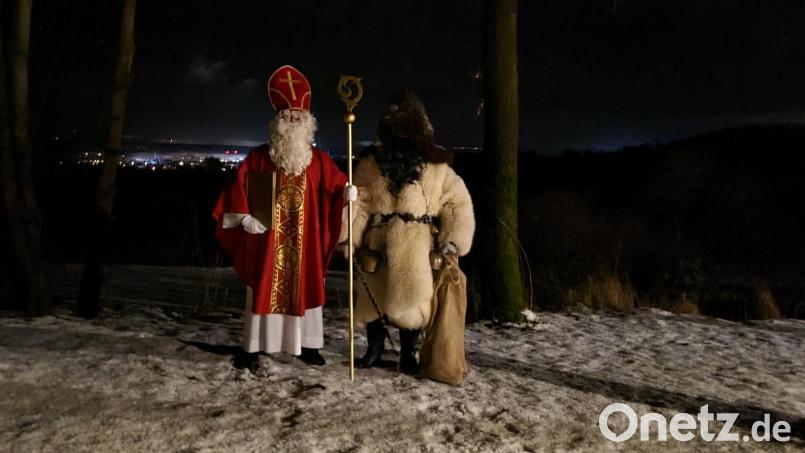 Auf den Nikolaus freuen sich die Kinder in der Regel. Auf den Knecht Ruprecht eher nicht. In der aktuellen Folge sprechen Lucia Brunner und Wolfi Ruppert über den Ursprung dieser Figuren. Archivbild: Burschenverein Mitterteich/exb