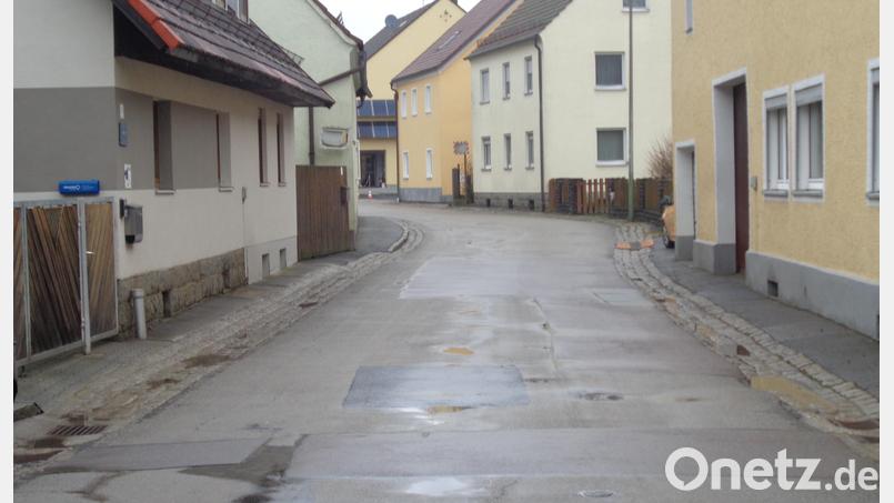 Bei der Engstelle in der Bahnhofstraße ist eine Breite von vier Metern geplant. Bild: amö