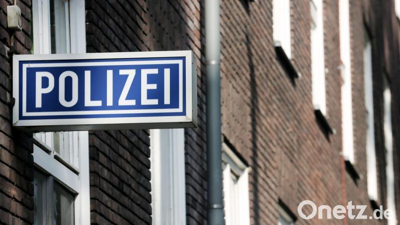 Die 57-Jährige ließ die Katze der 38-Jährigen in ihre Wohnung - aber nicht mehr heraus. Symbolbild: Roland Weihrauch/dpa