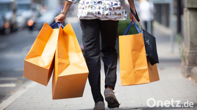 Zur Shopping-Tour nach Franken. Viele Oberpfälzer profitieren so doppelt von der besonderen Regel zu Mariä Himmelfahrt Bild: Martin Gerten