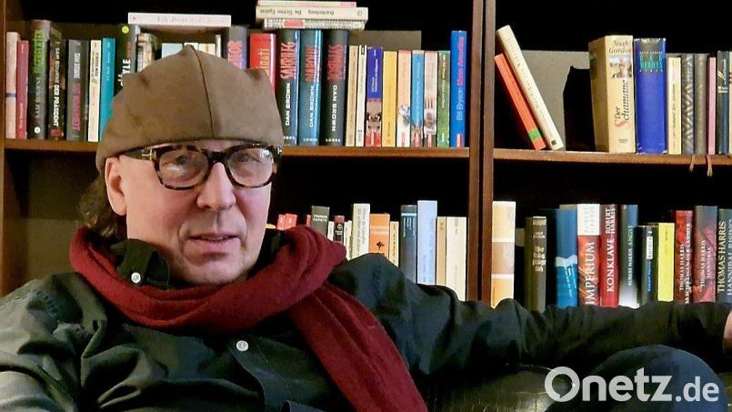 Der renommierte Dramatiker Wolfsmehl alias Michael Kumeth stammt aus Schwandorf und lebt bei Augsburg. Bild: Thomas Dobler