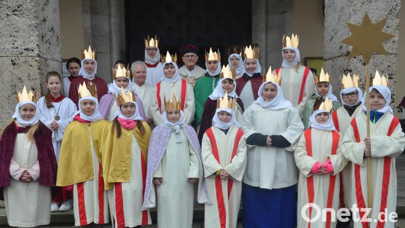 Die Sternsinger von Herz Jesu sammelten 4500 Euro für Kinder in Amazonien. Bild: Kunz