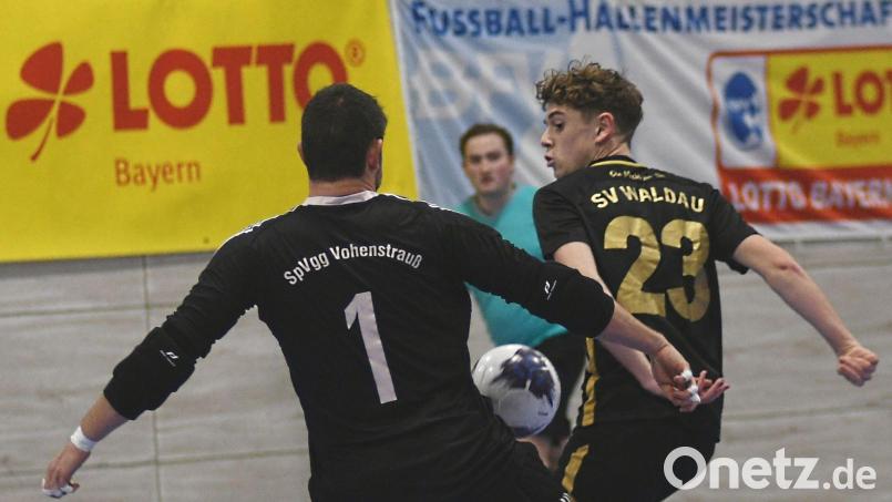Das Finale der Futsal-Kreismeisterschaft 2023 bestritten der SV Waldau und die SpVgg Vohenstrauß. Kommt es am Samstag zu einer Neuauflage des Duells? Archivbild: nor