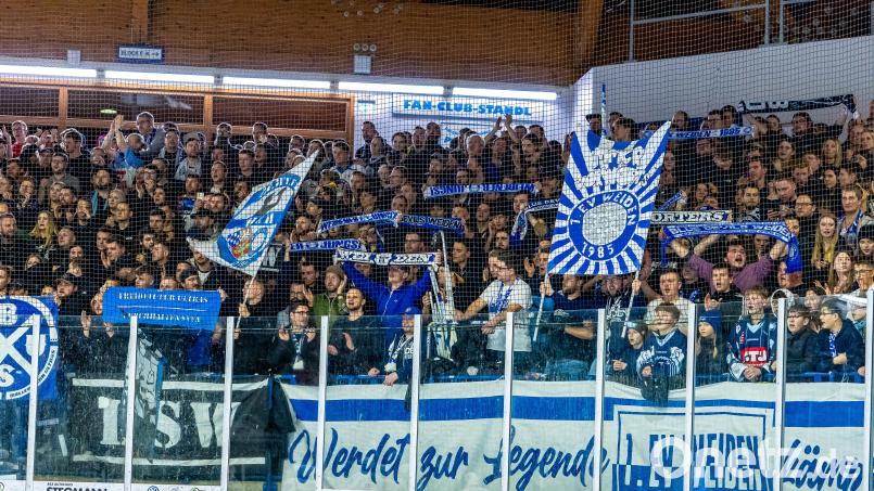 Der Streit ist beigelegt, die Blue Devils werden wieder von allen Fangruppierungen unterstützt. Archivbild: Elke Englmaier