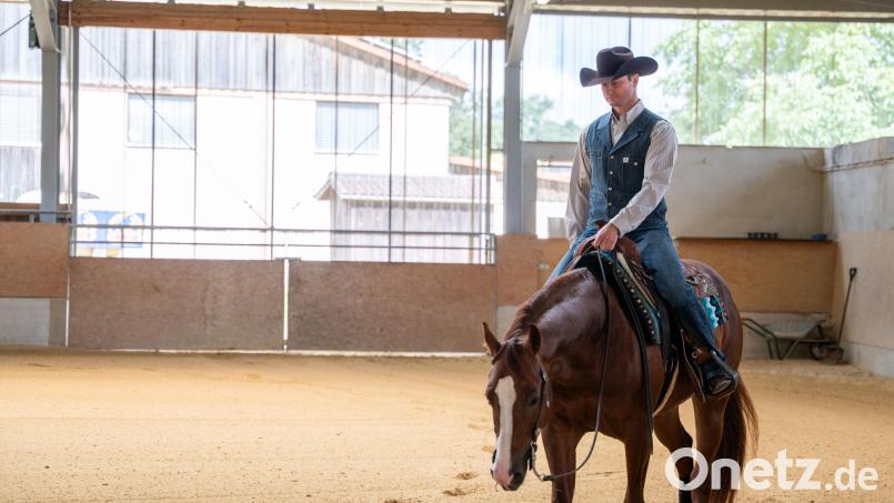 Johannes &quot;Hensn&quot; Hasenauer wurde mit Pferd &quot;Custom Nic&quot; Europameister im Westernreiten. Bild: Marina Gube