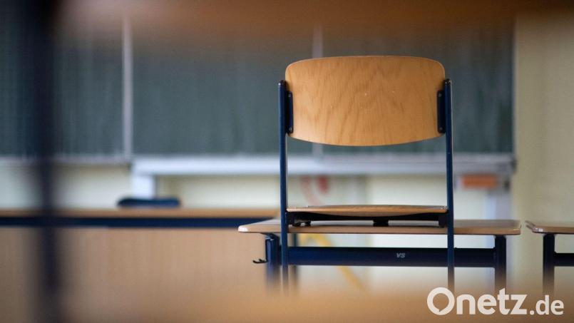 Schwangere Lehrerinnen dürfen in Präsenz unterrichten. Keine gute Idee, meint Lisa Sebald. Symbolbild: Marijan Murat/dpa