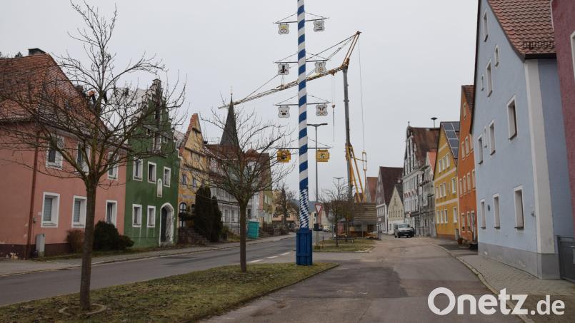 Die Marktgemeinde Hohenburg geht die Sanierung des historischen Ortskerns an. Nun wurde der Bevölkerung der zeitliche Rahmen für die Umsetzung vorgestellt. Bild: bö