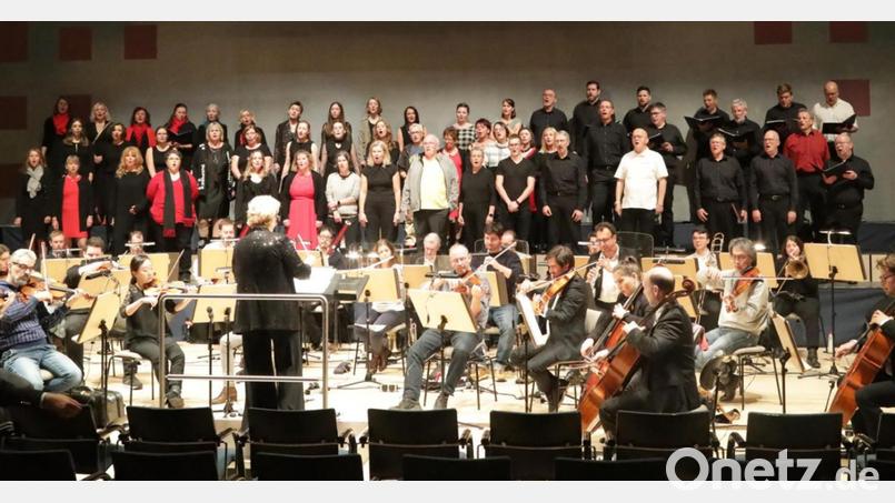Der Chor der Witt-Gruppe gastiert am 21. April in Schönsee. Archivbild: Witt-Gruppe/exb