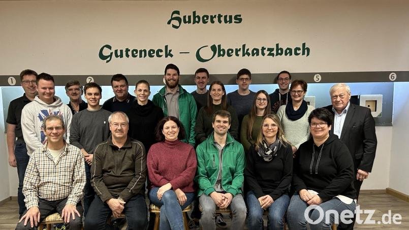 Die Hubertusschützen Guteneck-Oberkatzbach haben Vorstandschaft neu gewählt. Bild: Paula Dirschwigl/exb