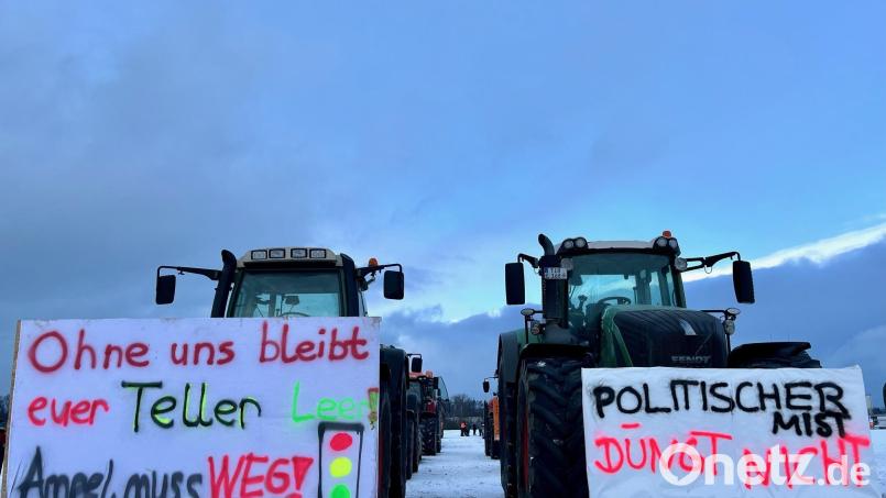 Am Montagnachmittag rollen wieder zwei Protestkonvois durch Weiden. Die Demonstranten sind vor allem mit der Arbeit der Ampel-Regierung unzufrieden. Bild: Gabi Schönberger