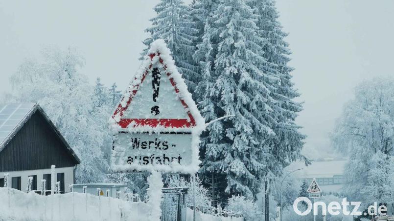 Die Minusgrade sorgen für bizarre Erscheinungsbilder in der Natur. Bild: gz