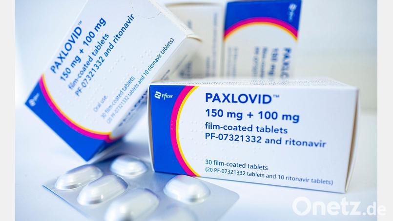 Mehrere Apotheken werden verdächtigt, das Corona-Medikament Paxlovid illegal weiterverkauft zu haben. Bild: Fabian Sommer/dpa