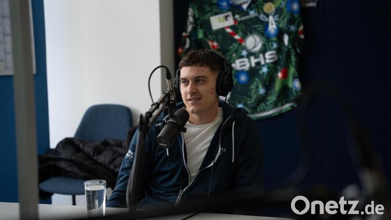 Davin Maus war in der neuen Folge von &quot;Powerplay - dem Eishockey-Podcast rund um die Blue Devils Weiden&quot; zu Gast. Bild: Franka Eichl