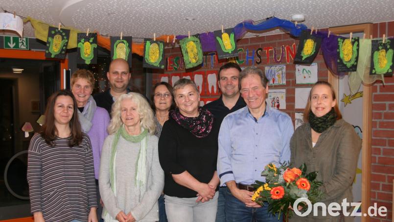 Eine neue Führung wählt der Kastler Kindergartenförderverein (von links): Maria Steger, Dritte Bürgermeisterin Monika Breunig, Peter Apel, Lilo Weidel, Erna Braun, Birgit Wiesend, Jürgen Rubenbauer, Vorsitzender Michael Anheuser und Stephanie Haas. Bild: jp