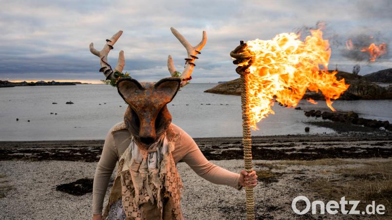 Bodø im Mittsommer: Die Sommersonnenwende wird als «Midsummer Madness» auch im Veranstaltungsreigen der Kulturhauptstadt gewürdigt. Bild: David Engmo/dpa