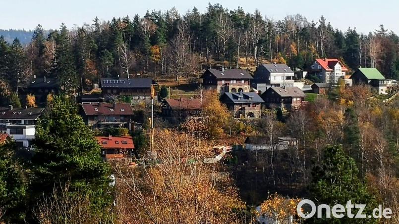 Die Sanierung des Plattenbergs wird sehr viel teurer als geplant. Der Gemeinderat korrigiert deshalb seinen Bedarf an Städtebaufördermitteln. Archivbild: Gemeinde Flossenbürg/exb