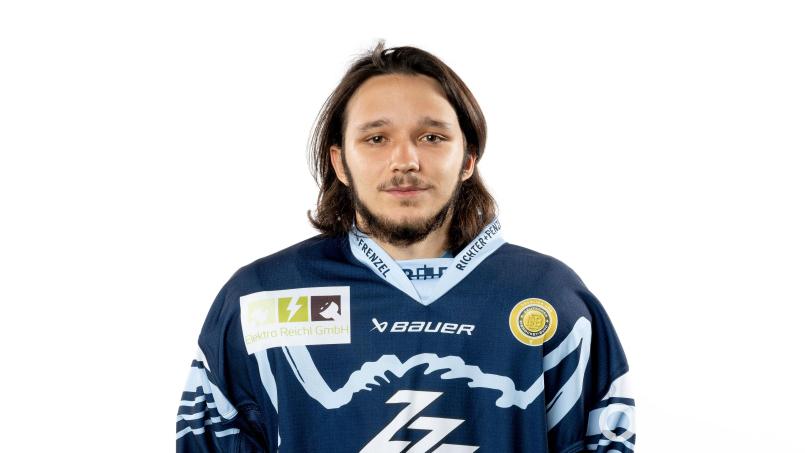 Alessandro Schmidbauer von den Blue Devils Weiden absolvierte am vergangenen Wochenende per Förderlizenz zwei Spiele für den ERSC Amberg. Archivbild: Rene Oertel/exb