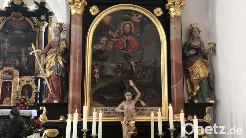 Der Sebastianaltar in der Friedhofkirche in Neustadt. Seine Geschichte geht auf das Jahr 1634 zurück. Bild: krb