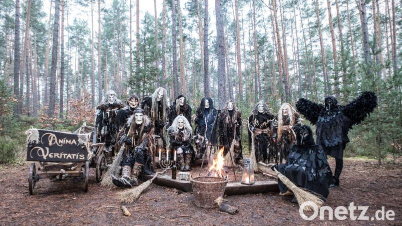 Die Brauchtumsgruppe Anima Veritatis reist zum Freudenberger Faschingszug aus Mittelfranken an. Bild: Anima Veritatis/exb