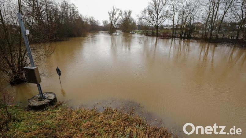 Hier sollte eigentlich der Start für das Vilsschwimmen über die Bühne gehen. Das wird allerdings wegen des Hochwassers und verschlammten Wegen abgesagt. Bild: Wolfgang Steinbacher