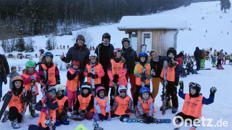 Viel Spaß hatten die Kinder beim Kurs des Skiclubs Pistenschwinger Gössenreuth auf den Hang in Mehlmeisel Bild: mor