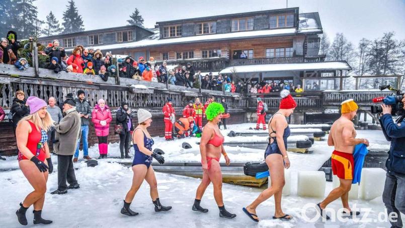 Es soll ein spaßiges Event werden am Fichtelsee. Damit niemand zu Schaden kommt, gibt es ein neues Sicherheitskonzept. Archivbild: Florian Miedl/fph/exb