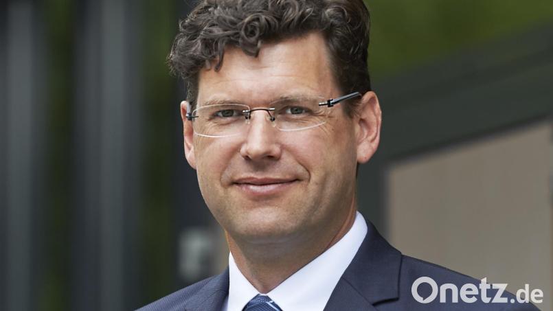 Insolvenzverwalter Peter Roeger arbeitet derzeit an einer Profi-Zukunft für den Eishockey-Standort Bayreuth. Bild: Pluta Rechtsanwalts GmbH/exb