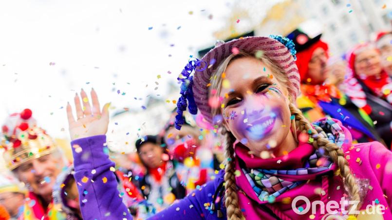 Der Fasching steht vor der Tür. Redakteurin Caroline Keller sieht der närrischen Zeit aber mit gemischten Gefühlen entgegen. Symbolbild: Rolf Vennenbernd/dpa