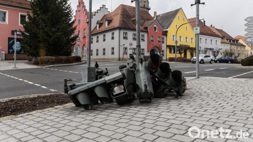 Seit gut einer Woche ist die Ampelanlage in Erbendorf defekt. Wie es weitergeht, weiß das Staatliche Bauamt Amberg-Sulzbach. Bild: rw
