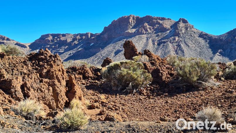 Wie auf dem Mond: die Landschaft in der Caldera am Vulkan Teide, Spanien höchstem Berg. Bild: Roswitha Bruder-Pasewald/dpa