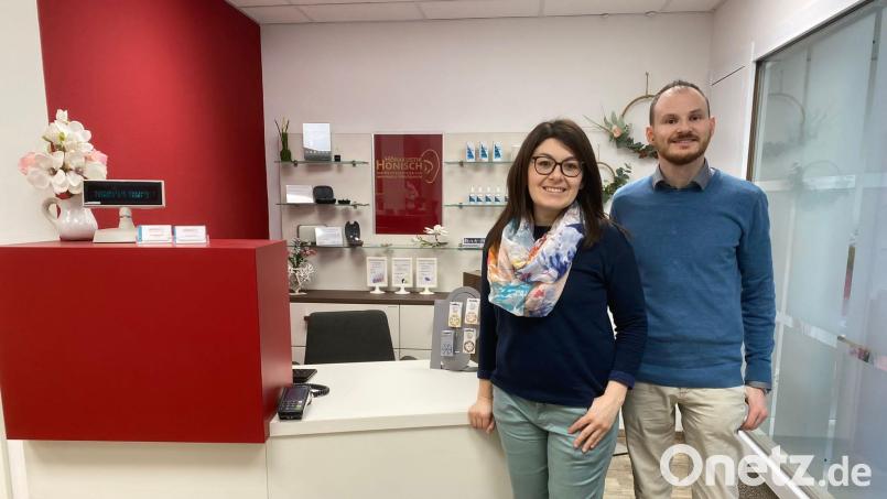 Anja Schwerhoff und ihr Bruder Marco Honisch freuen sich, dass es mit der Einrichtung des Geschäfts in Auerbach schneller als erwartet geklappt hat. Bild: Marco Honisch/exb