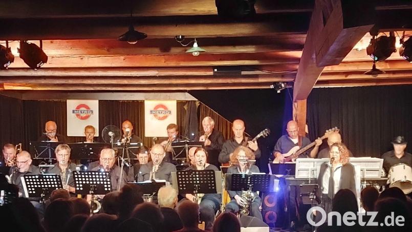 Die Metro Big Band präsentiert "Swing im Ring" Bild: Manfred Mislik/exb