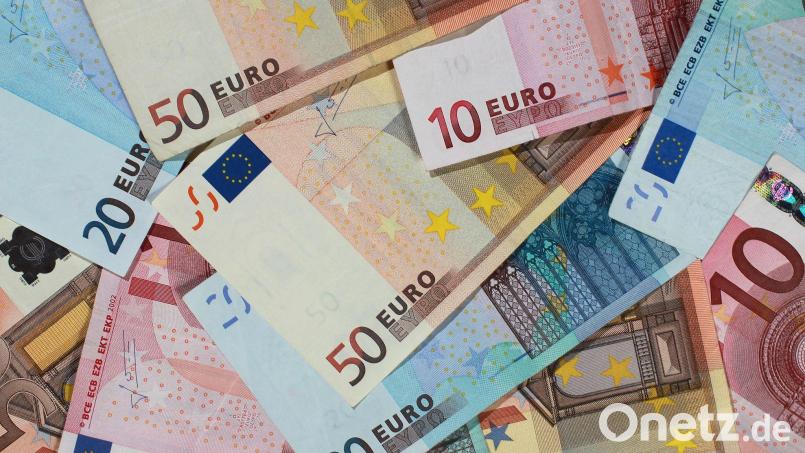Die Gemeinde Pullenreuth investiert nach derzeitigem Stand in den kommenden fünf Jahren insgesamt knapp 30 Millionen Euro. Symbolbild: Jens Wolf/dpa