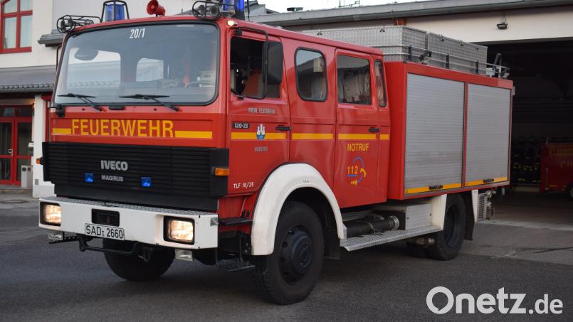 Das Tanklöschfahrzeug TLF 16/25 steht seit 32 Jahren im Dienst der Feuerwehr Nabburg. Eine Ersatzbeschaffung wurde vom Stadtrat genehmigt. Bild: bnr