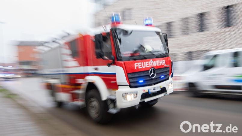 Bei 595 Solutions in Flossenbürg gab es am Freitag einen Feuerwehreinsatz. Symbolbild: Julian Stratenschulte /dpa