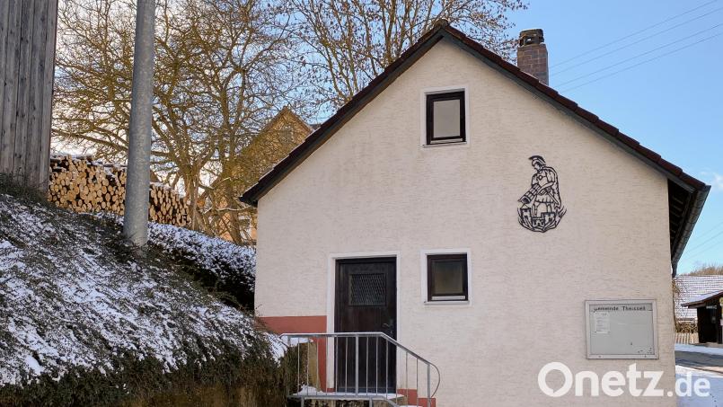 Das bisherige Gerätehaus der Edeldorfer Wehr im Ortsteil Wilchenreuth. Ob der Neubau ebenfalls in Wilchenreuth entstehen wird oder in Theisseil, ist noch nicht entschieden. Bild: Eichl