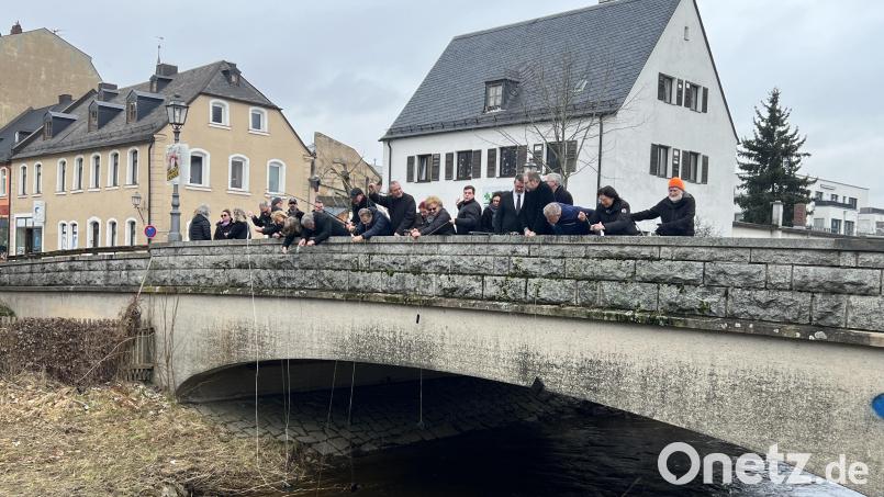 Das Geldbeutelwaschen am Aschermittwoch hat in Marktredwitz Tradition. Bild: Stadt Marktredwitz/exb